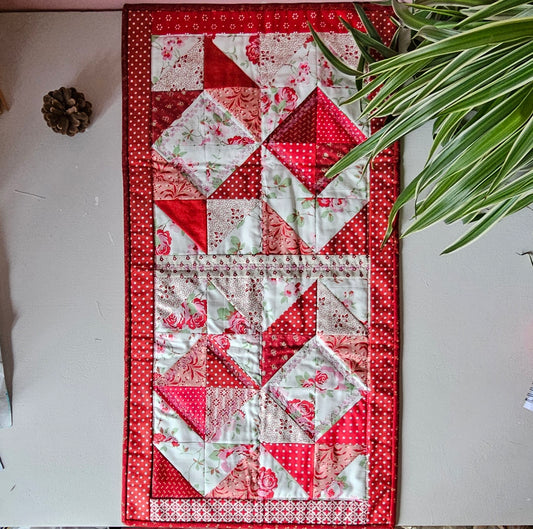 81cm x 42cm Red and White Floral Table Runner