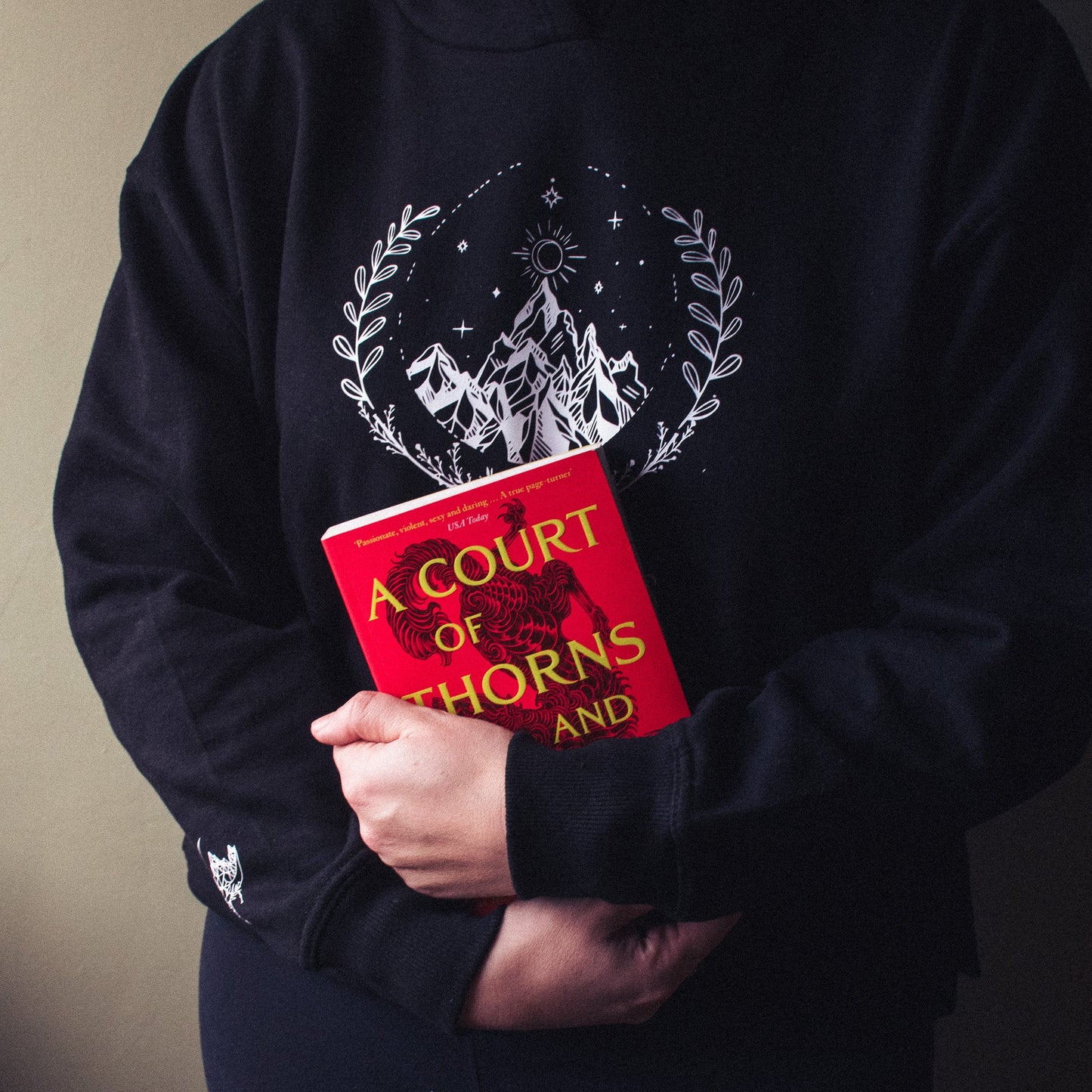 Velaris Night Court Cropped Hoodie - F&B Crafts - Fox & Co Apparel